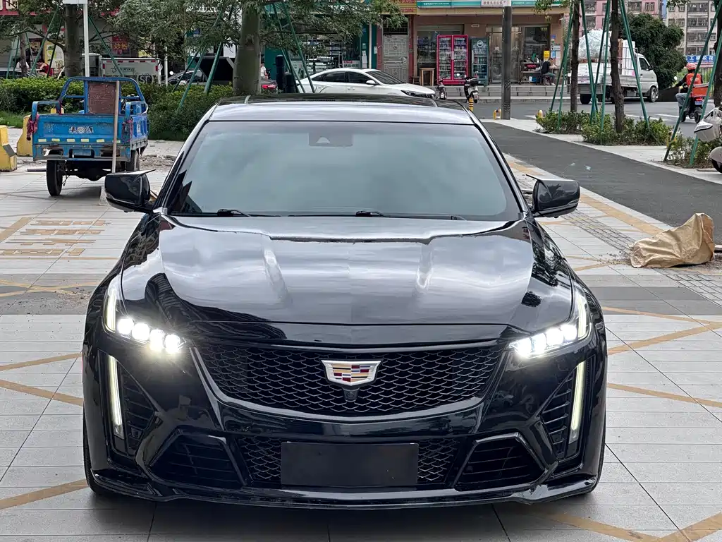 Cadillac CT5 — миниатюра 2