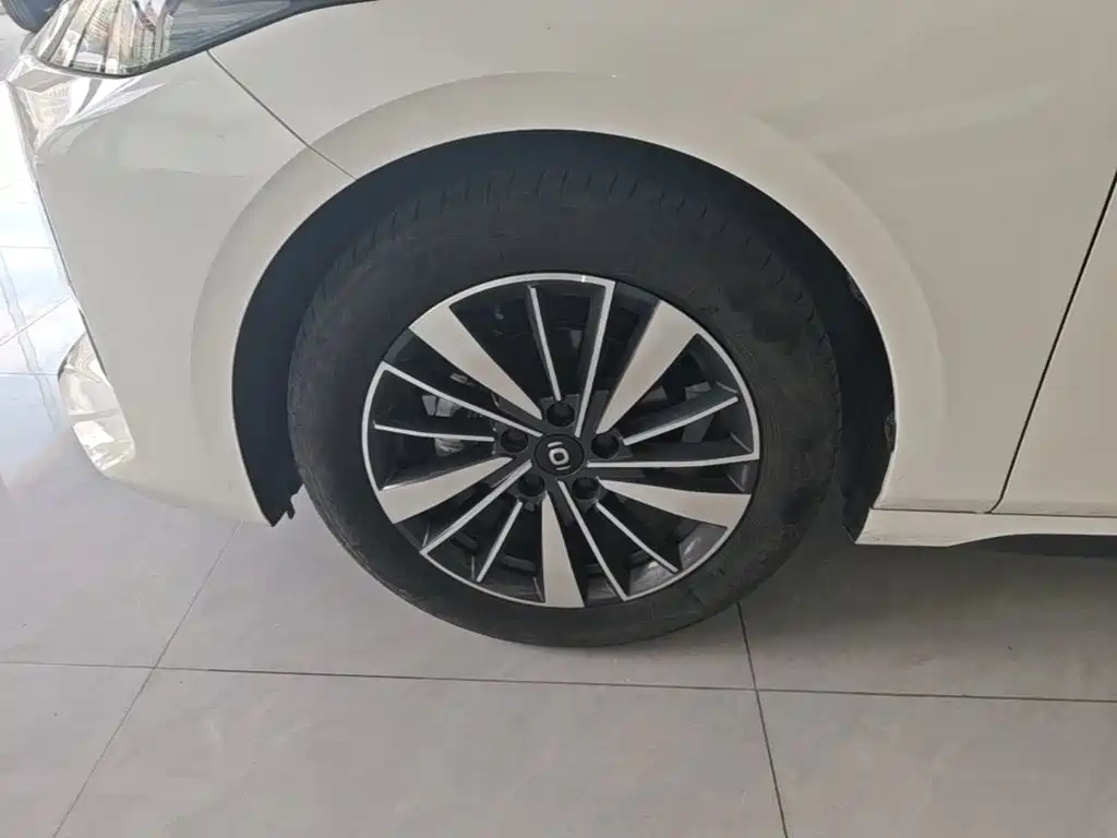 Qiyuan 长安启源A05经典 — миниатюра 23