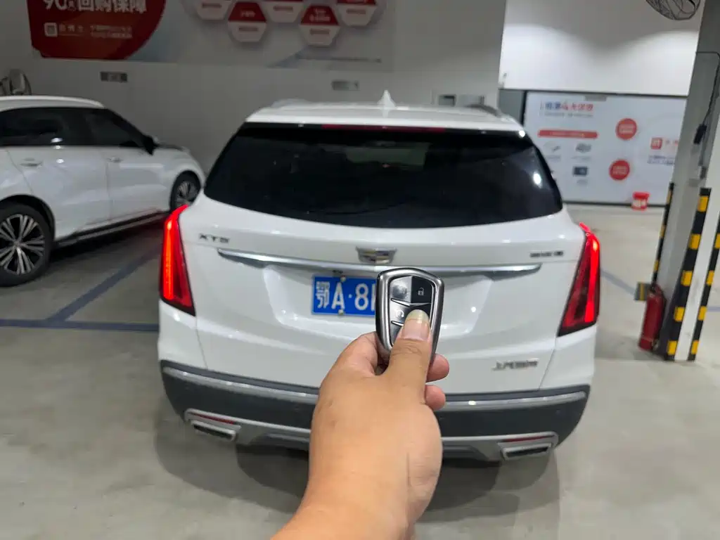 Cadillac XT5 — миниатюра 5