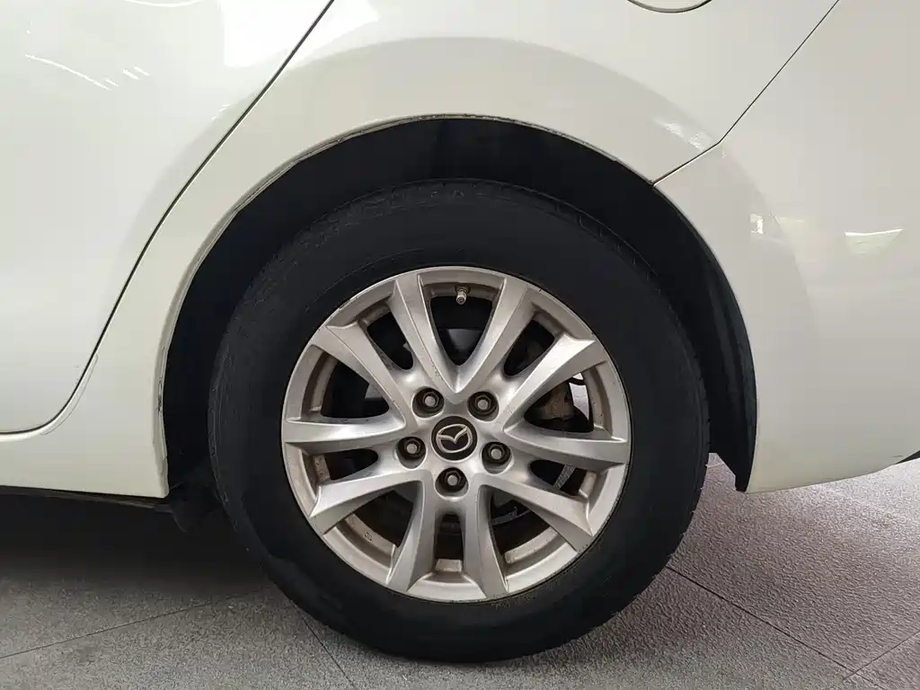 Mazda 3 Axela — миниатюра 17