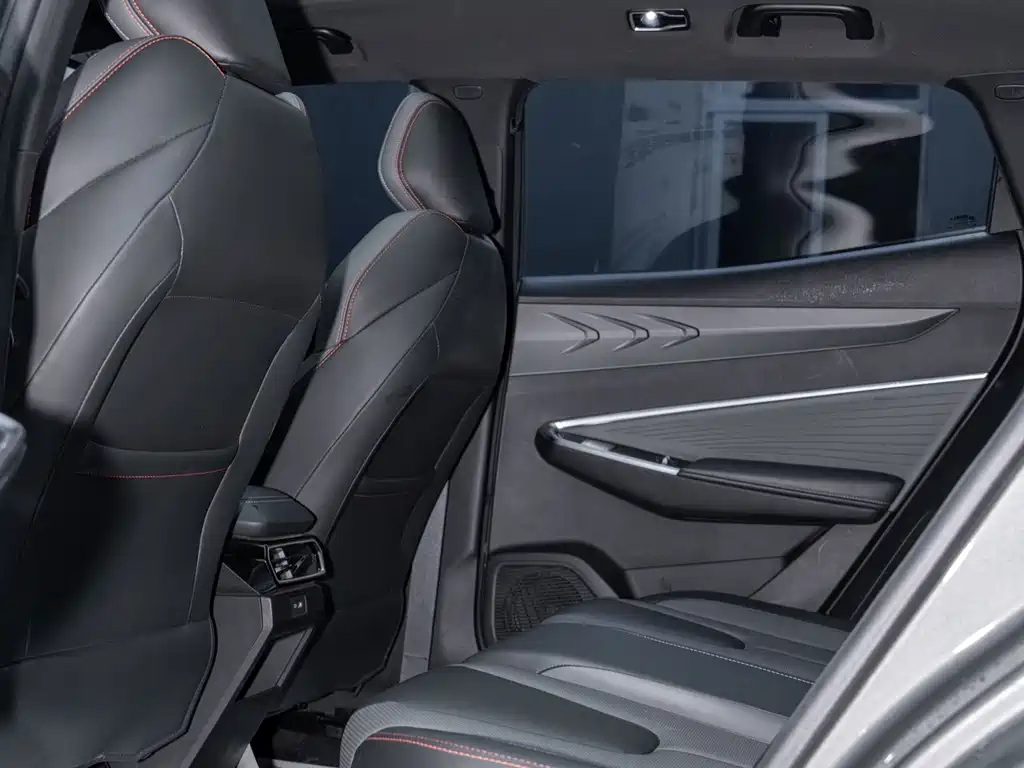 Geely Boyue — миниатюра 16