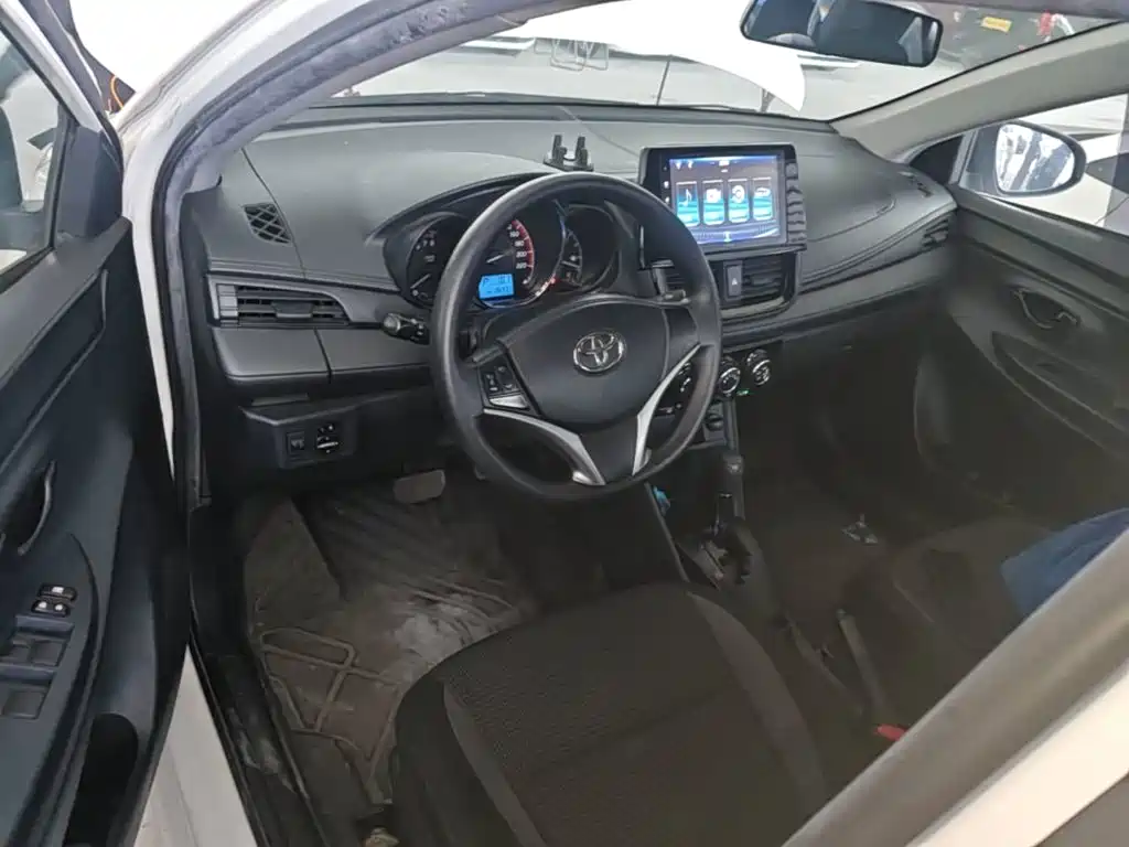 Toyota Vios — миниатюра 10