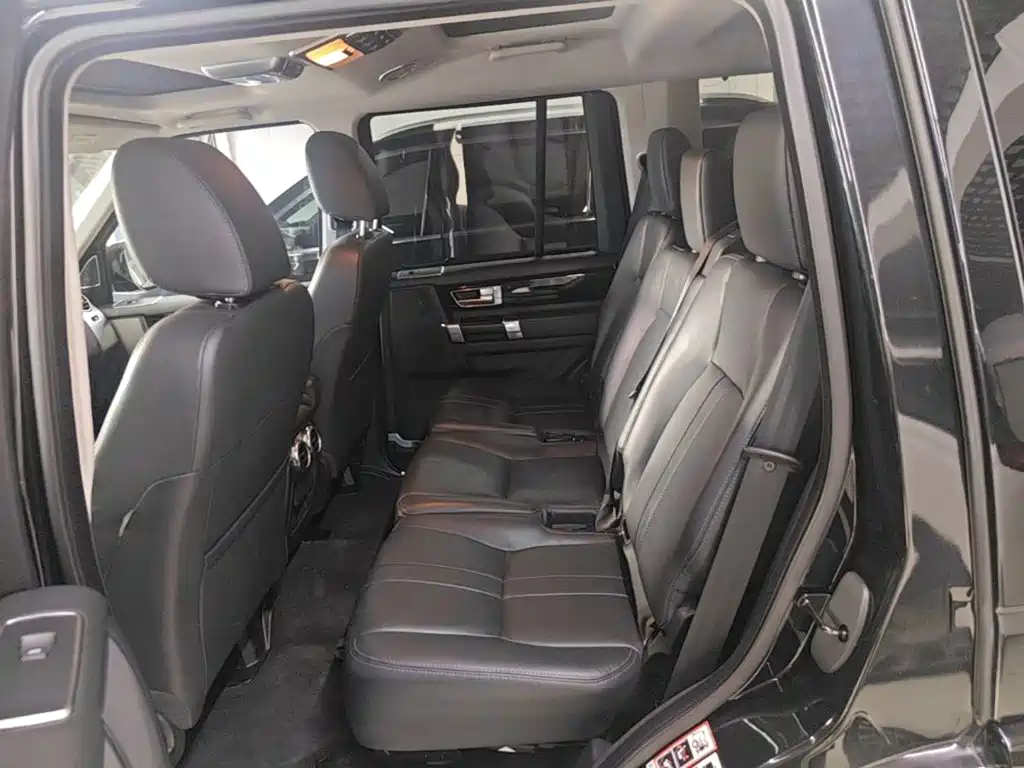 Land Rover Discovery — миниатюра 17
