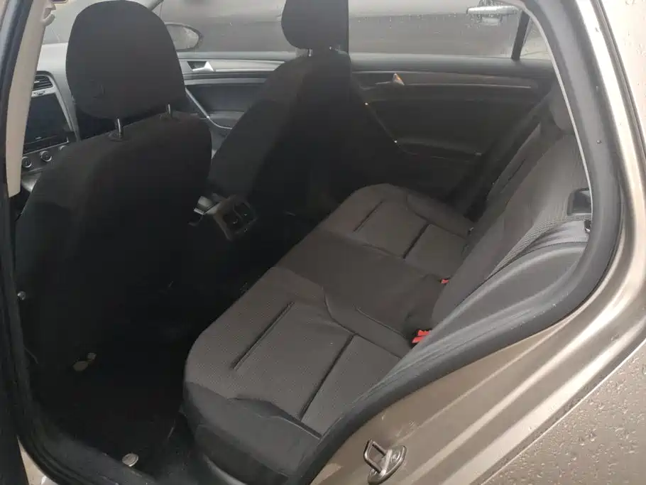 Volkswagen Golf — миниатюра 11