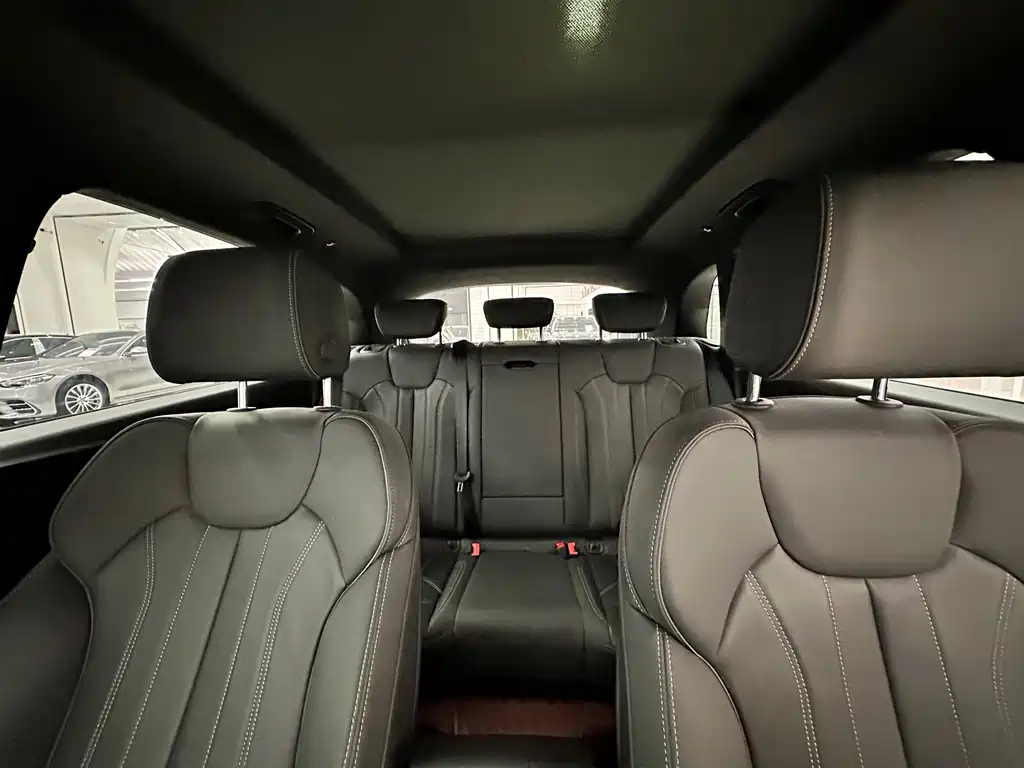 Audi Q5L — миниатюра 19
