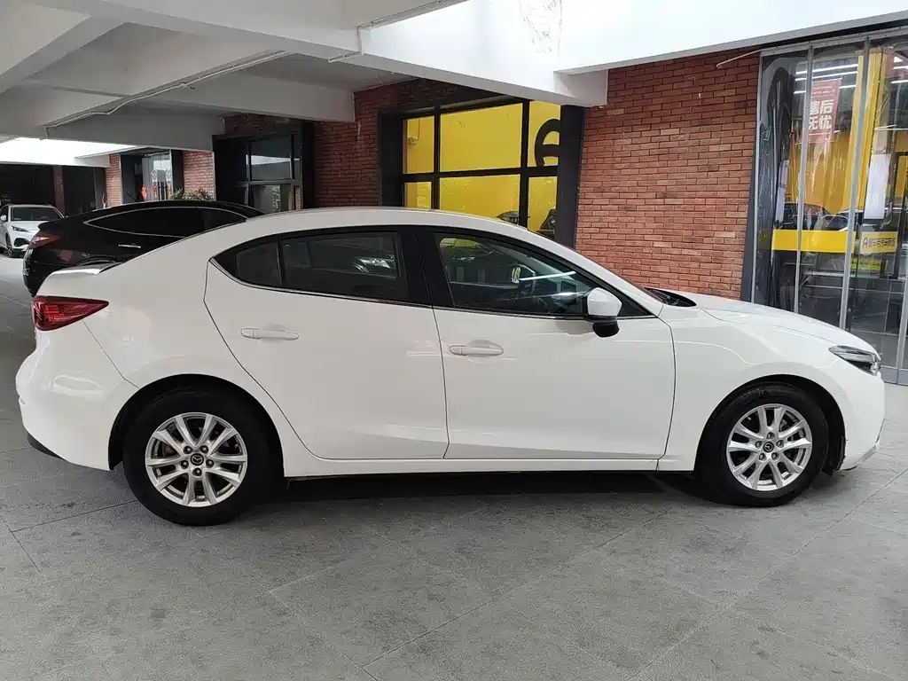 Mazda 3 Axela — миниатюра 5