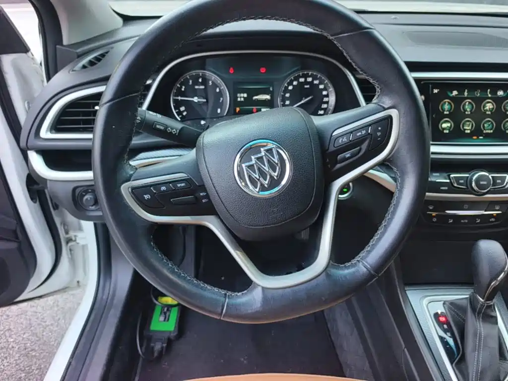 Buick Excelle — миниатюра 3