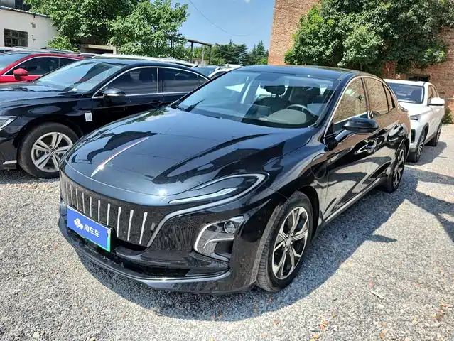 2024 Hongqi E-QM5