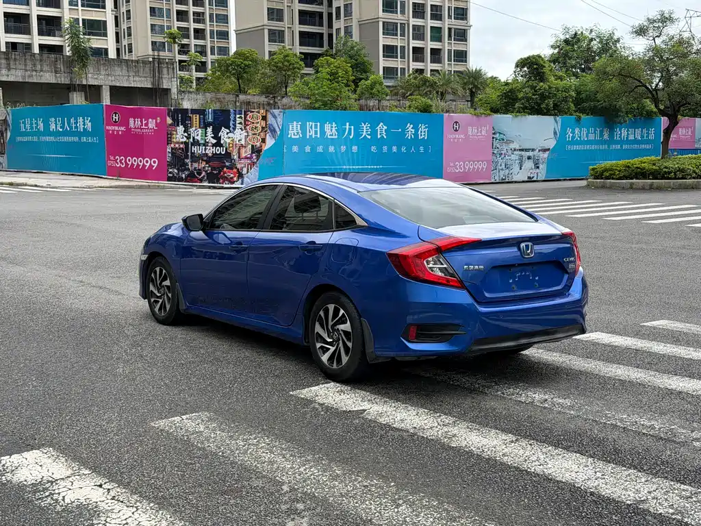 Honda Civic 2016 220TURBO CVT Luxury