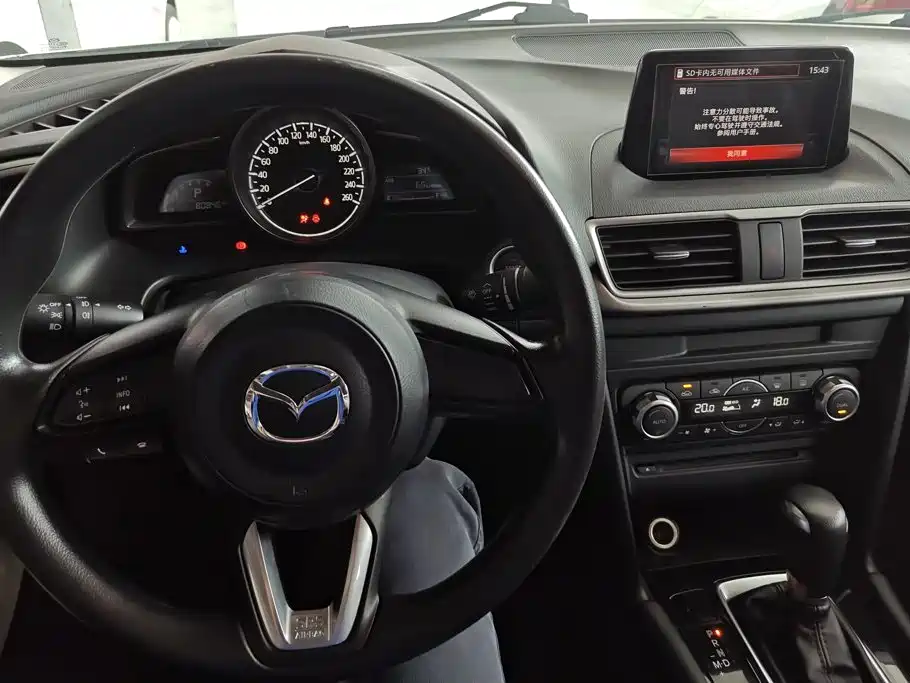 Mazda 3 Axela — миниатюра 12
