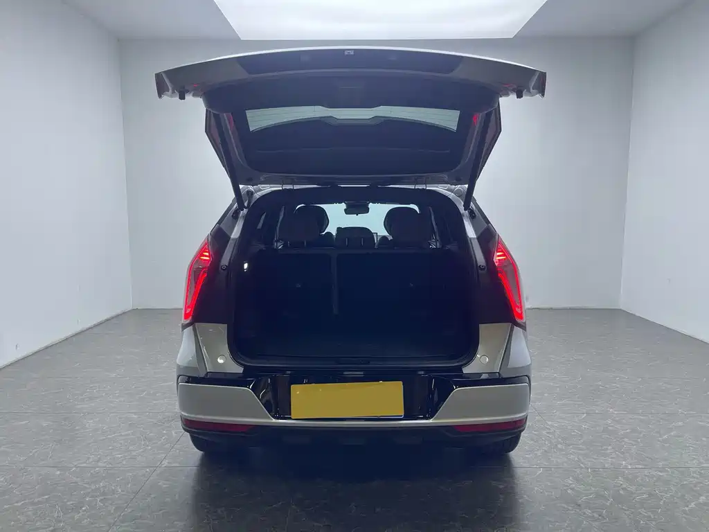 Geely Boyue L — миниатюра 7