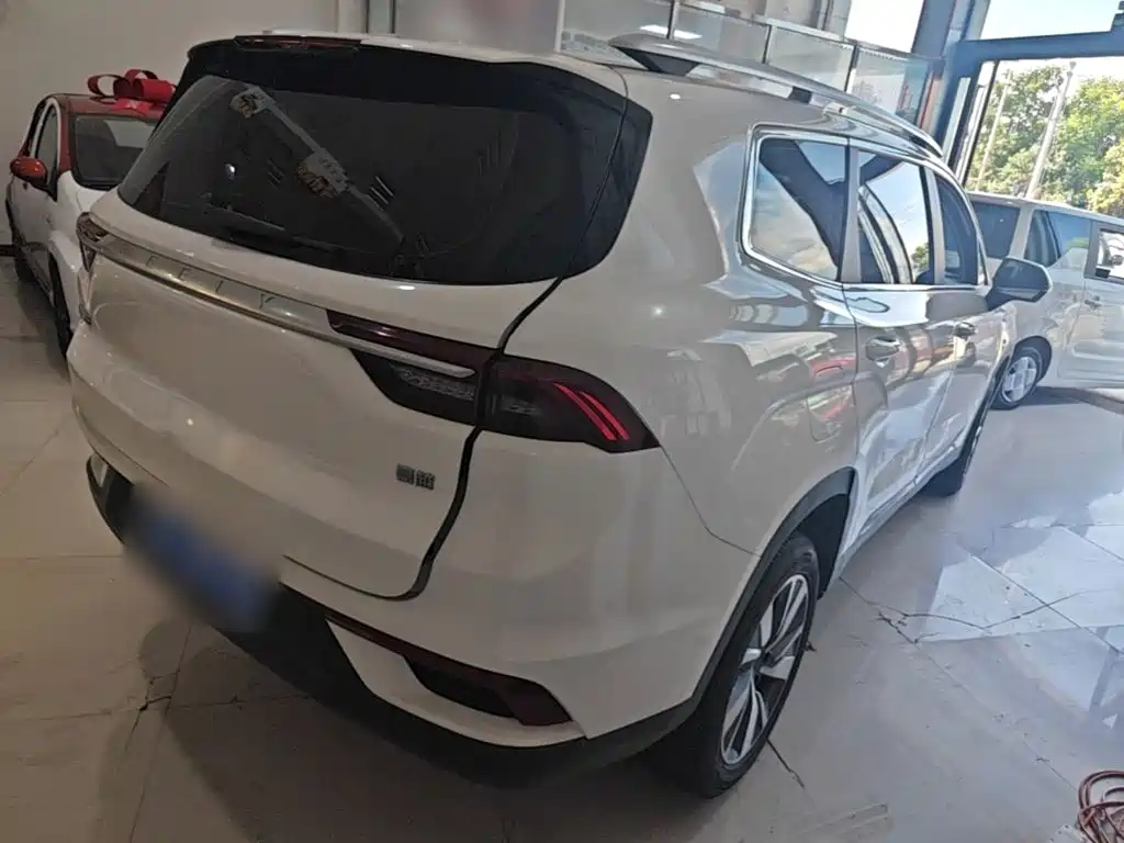 Geely Haoyue — миниатюра 7