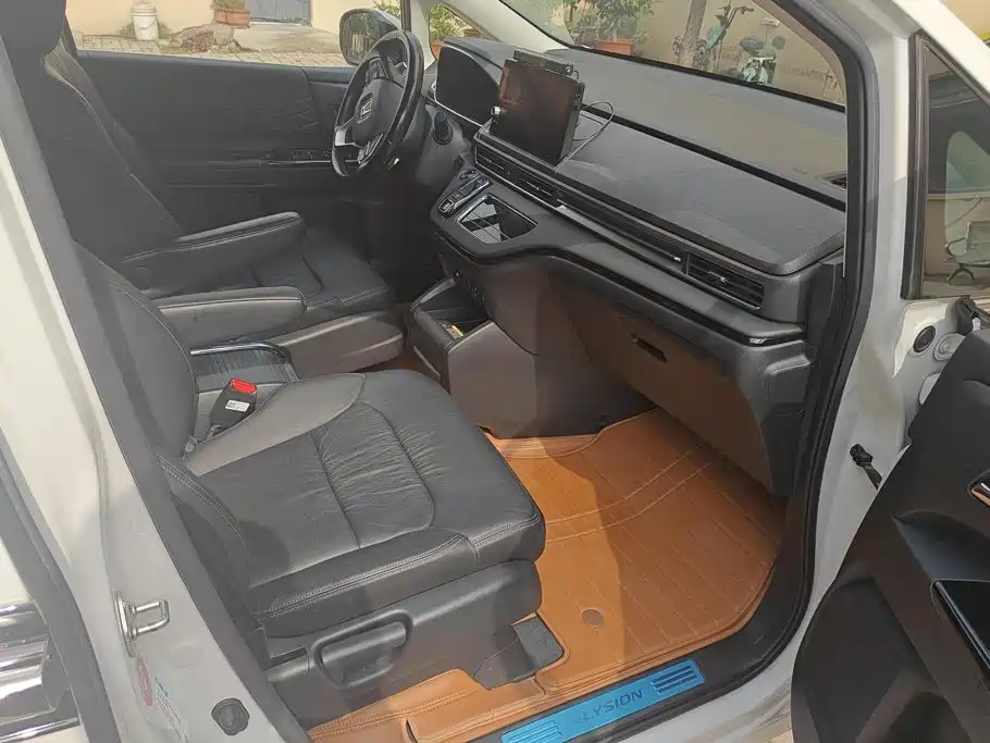 Honda Elysion — миниатюра 8