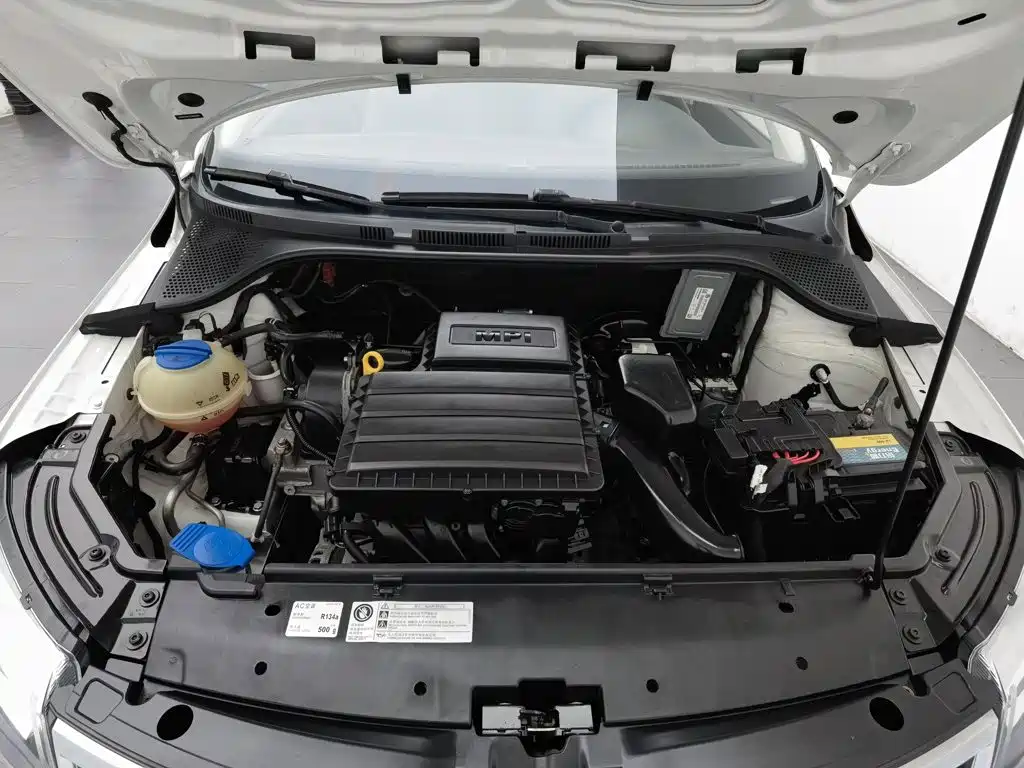 Skoda Rapid — миниатюра 6