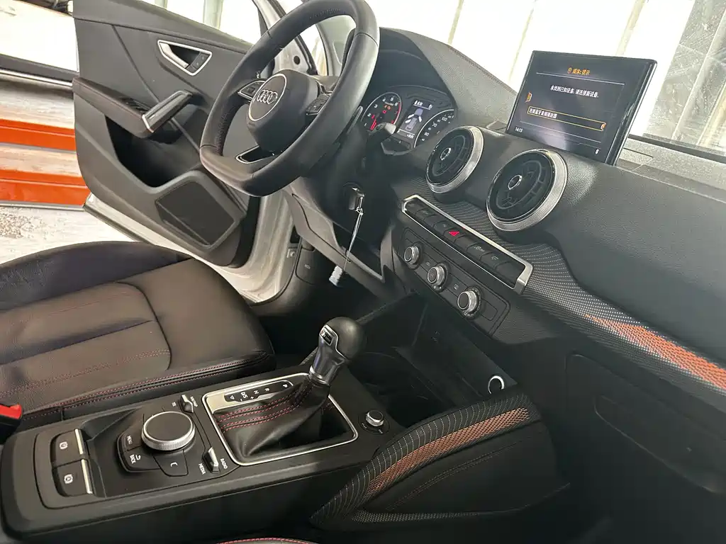 Audi Q2L — миниатюра 27