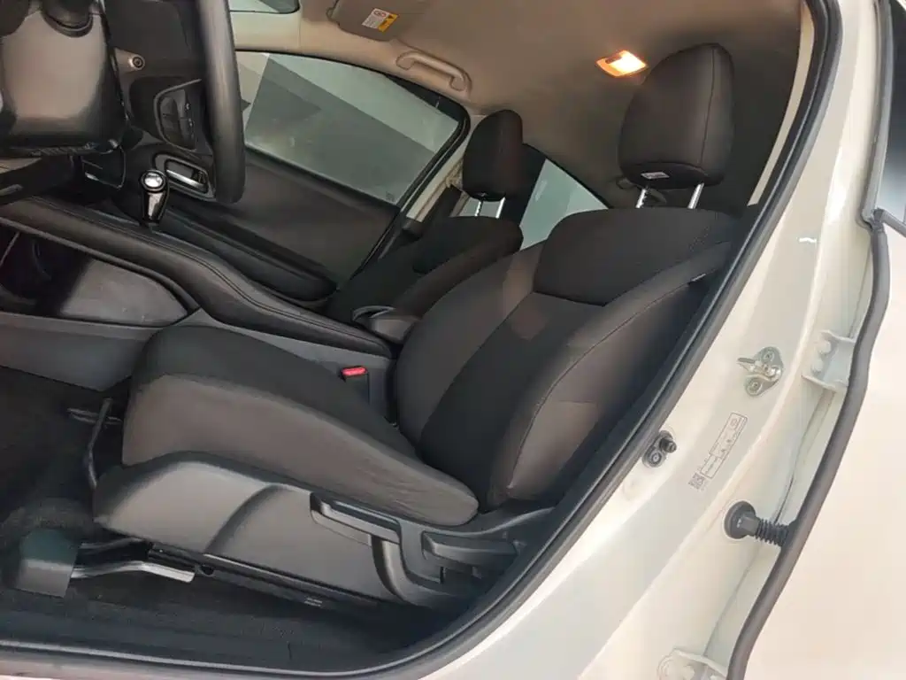Honda Vezel — миниатюра 15