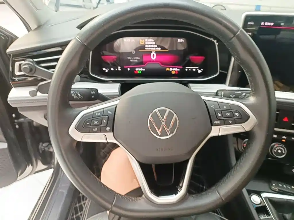 Volkswagen Sagitar — миниатюра 11