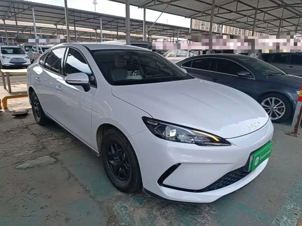 BYD Seal 05 DM-i — миниатюра 4