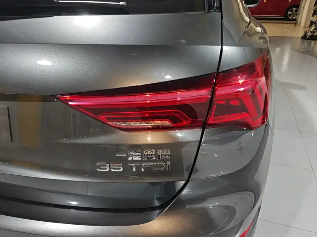 Audi Q3 — миниатюра 8
