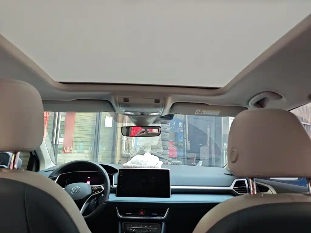 Volkswagen Tharu — миниатюра 9