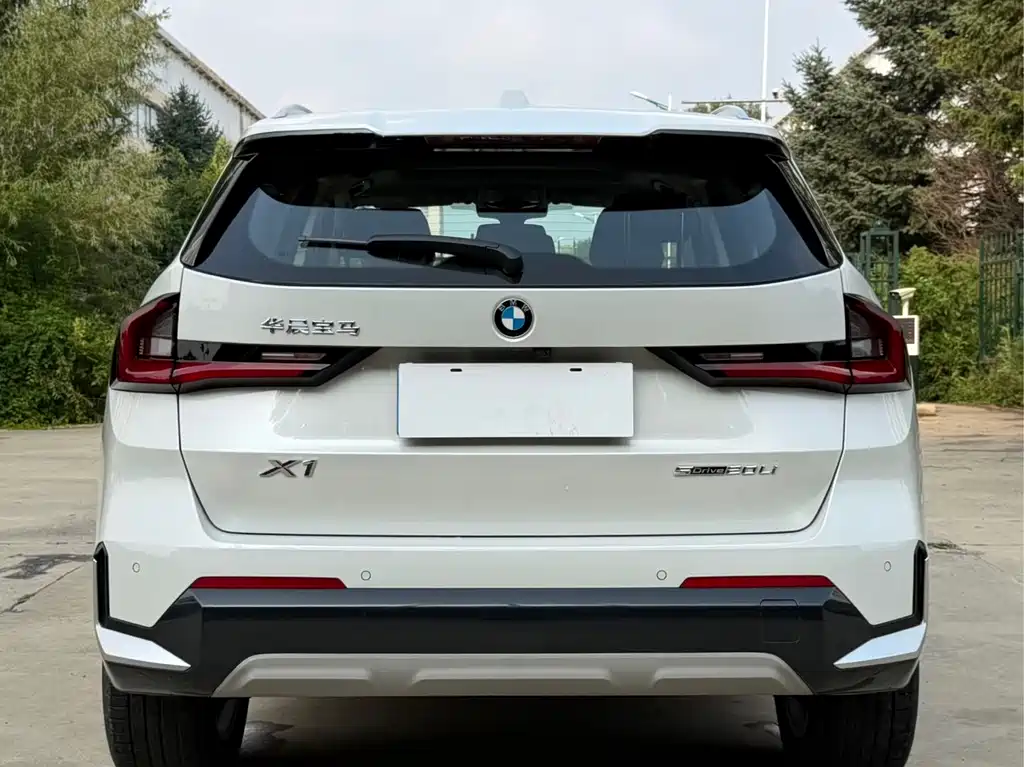 BMW X1 — миниатюра 6