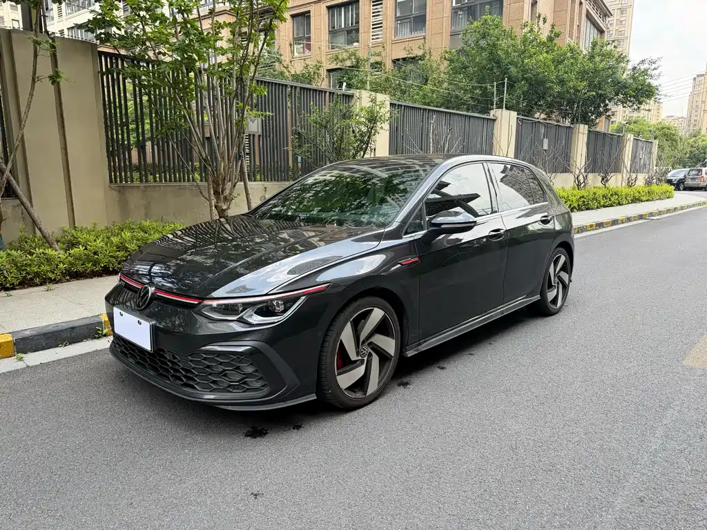 Volkswagen Golf GTI 2022