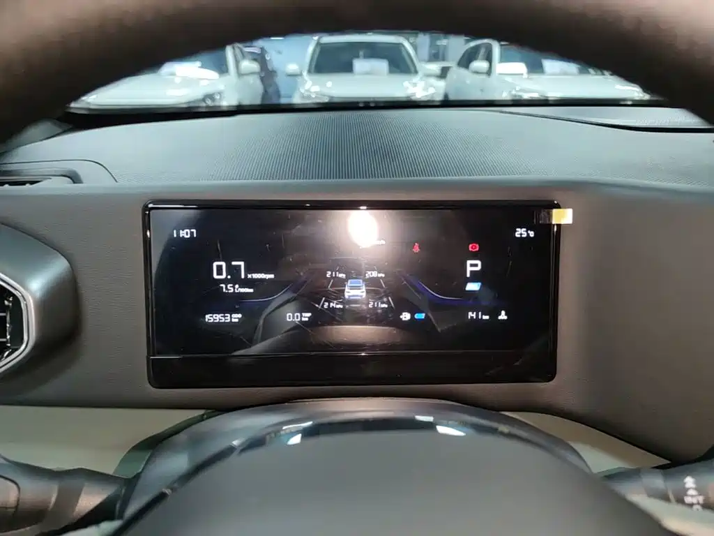 Geely Cowboy — миниатюра 12