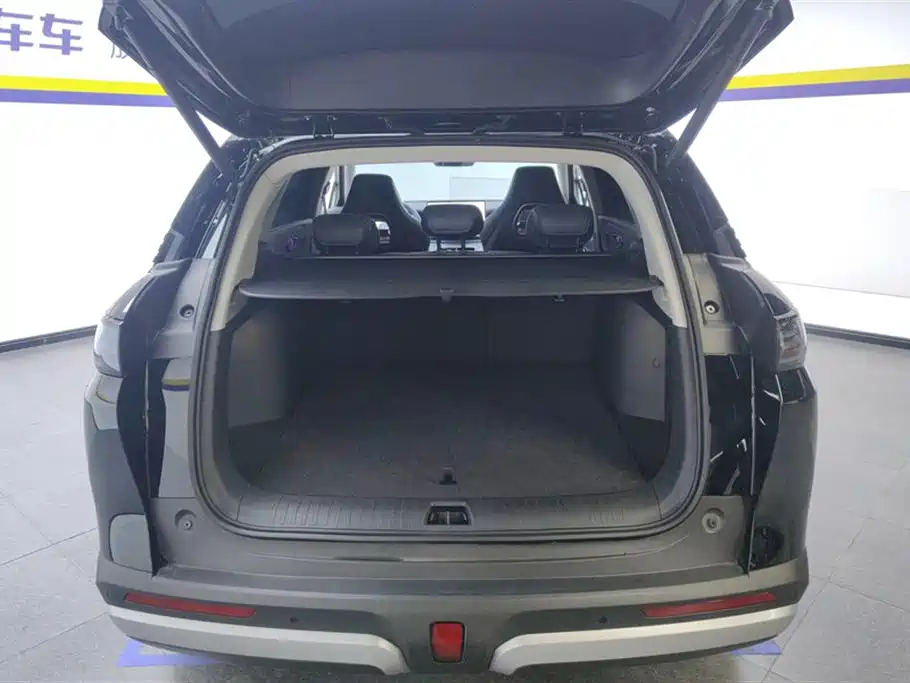 BYD SEA LION 07 DM I