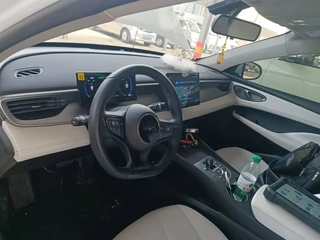BYD Seal 05 DM-i — миниатюра 10