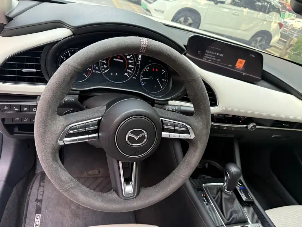 Mazda 3 Axela — миниатюра 15
