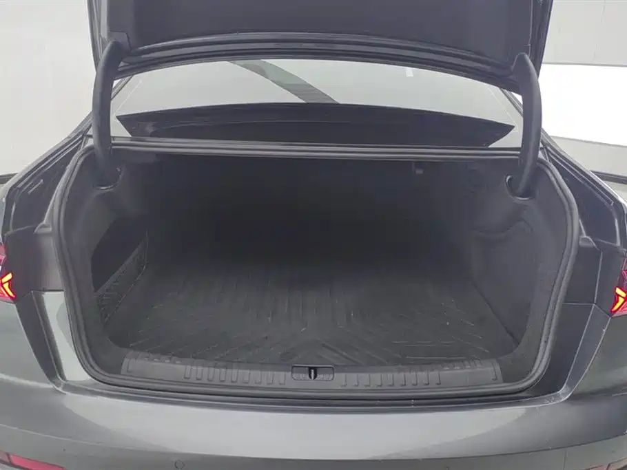 Audi A6L 2023 45 TFSI quattro