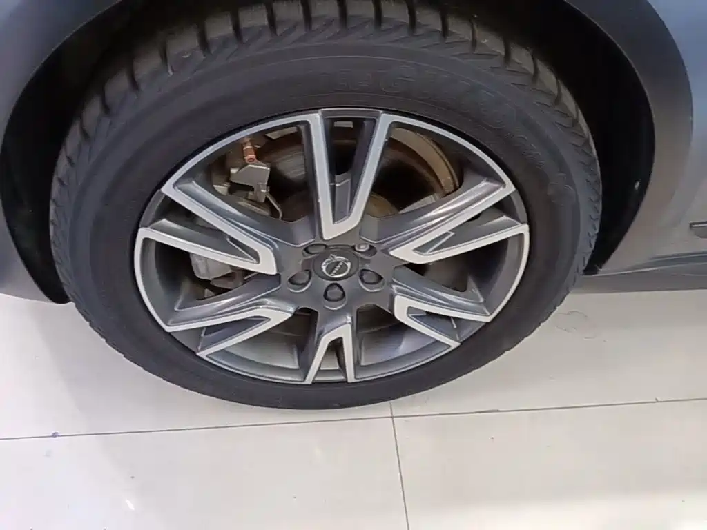 Volvo V90 — миниатюра 23