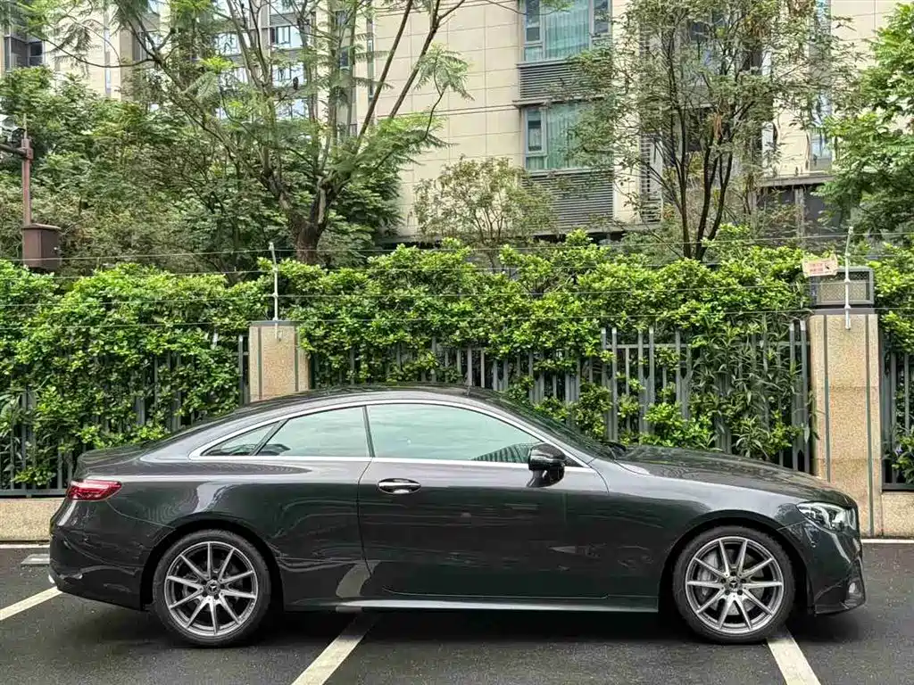 Mercedes-Benz E-Class E 2023 E 300