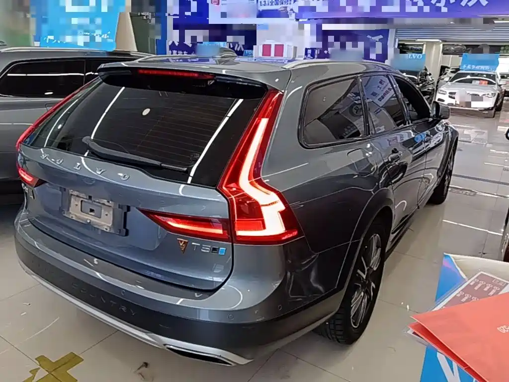 Volvo V90 — миниатюра 7