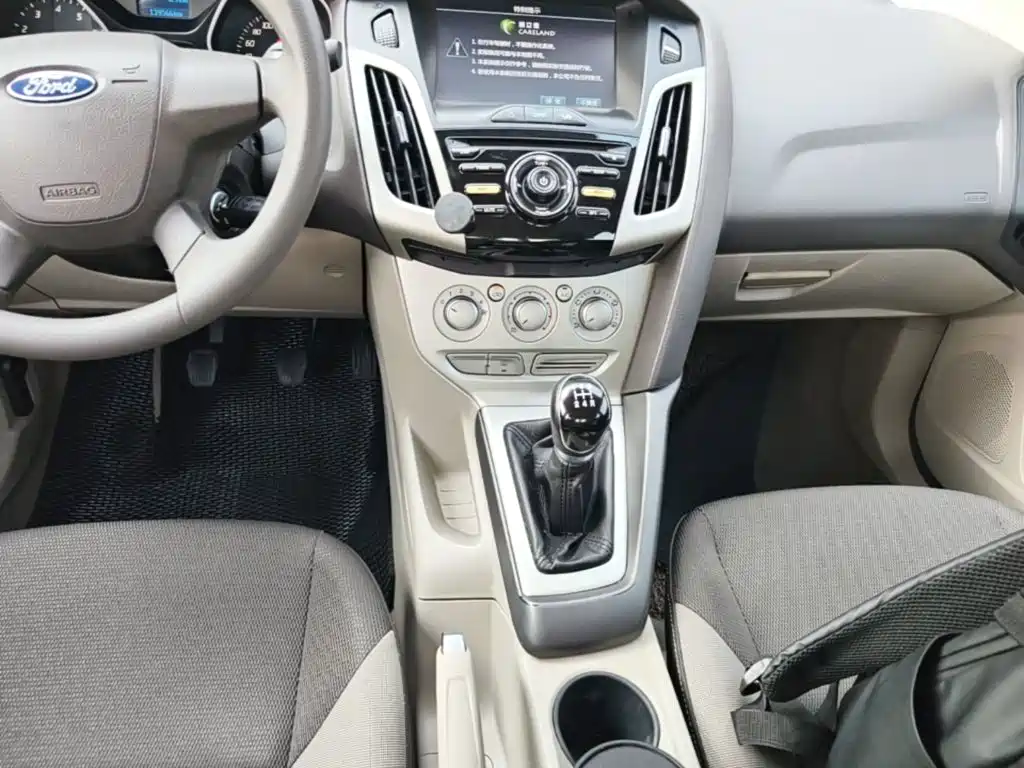 Ford Focus — миниатюра 14