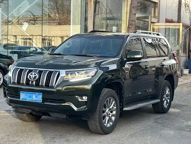 TOYOTA PRADO 2018