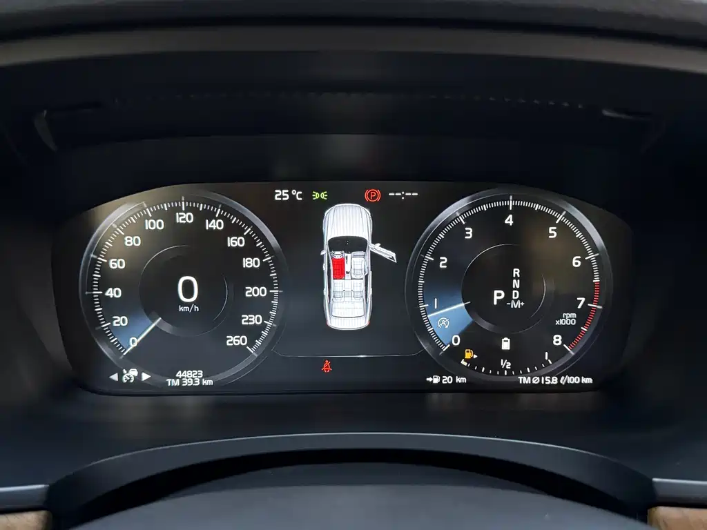 Volvo S90 — миниатюра 10