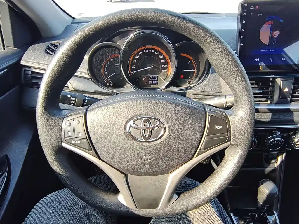 TOYOTA YARIS L ZHIXUAN