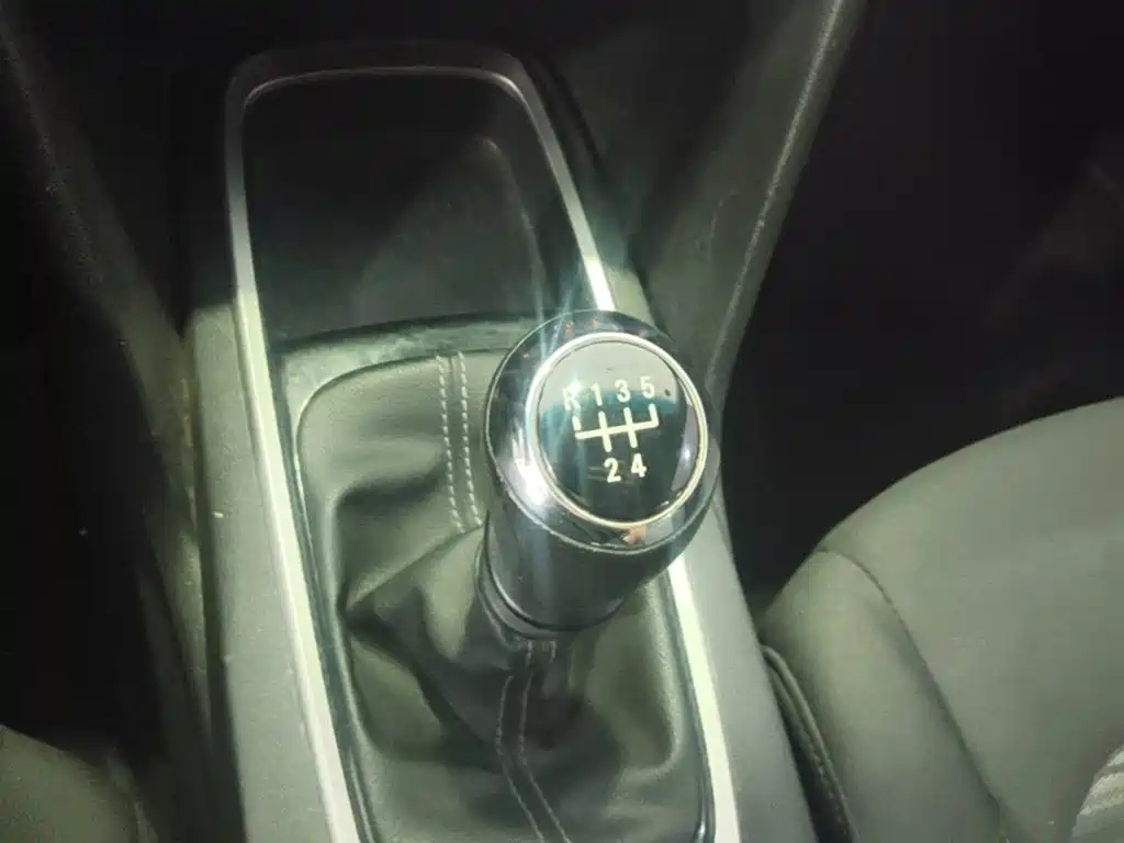 Chevrolet Cavalier — миниатюра 14