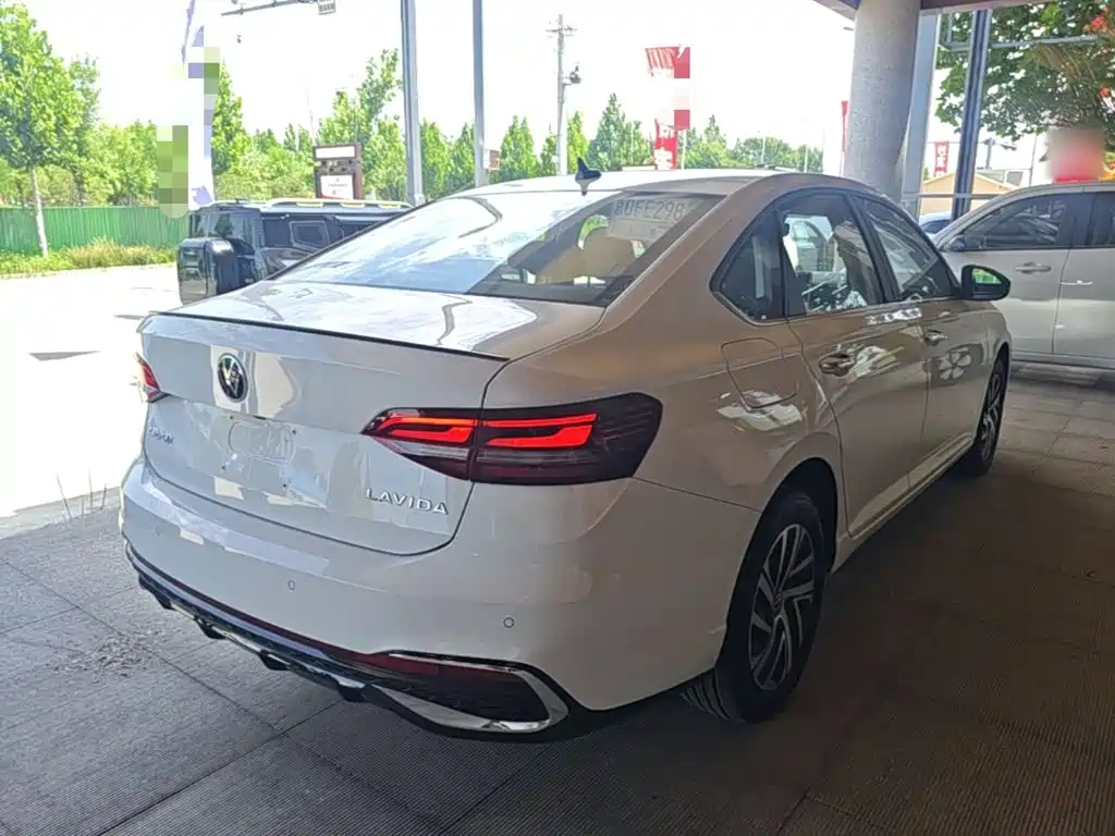 Volkswagen Lavida 2024 300TSI DSG Lead