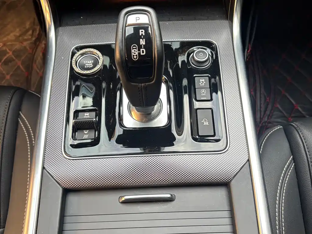 Jaguar XEL — миниатюра 12