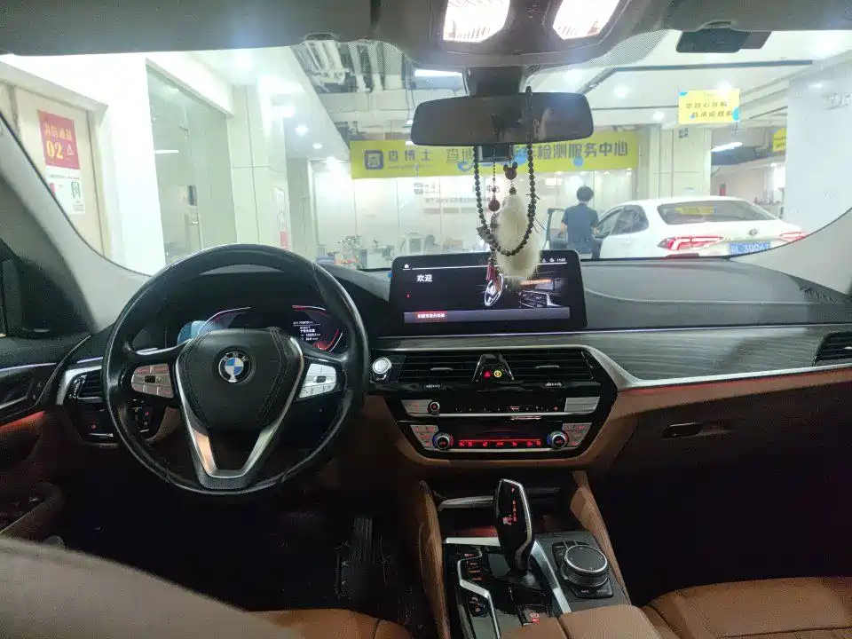 BMW 6 Series GT — миниатюра 2