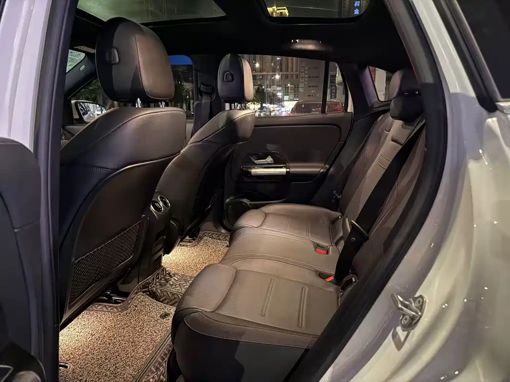 Mercedes-Benz EQA — миниатюра 6