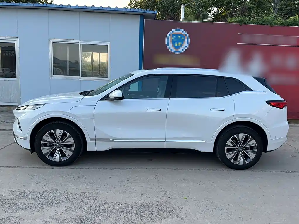 Buick E5 — миниатюра 6