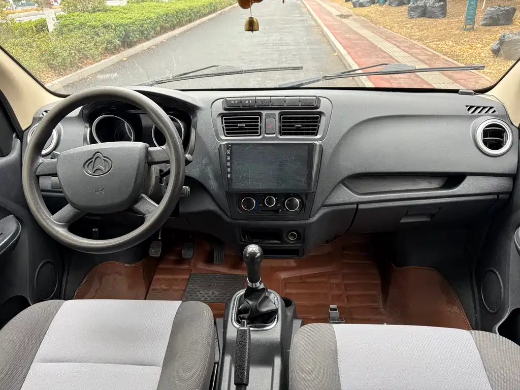 CHANGAN CHANGAN RUIXING M60