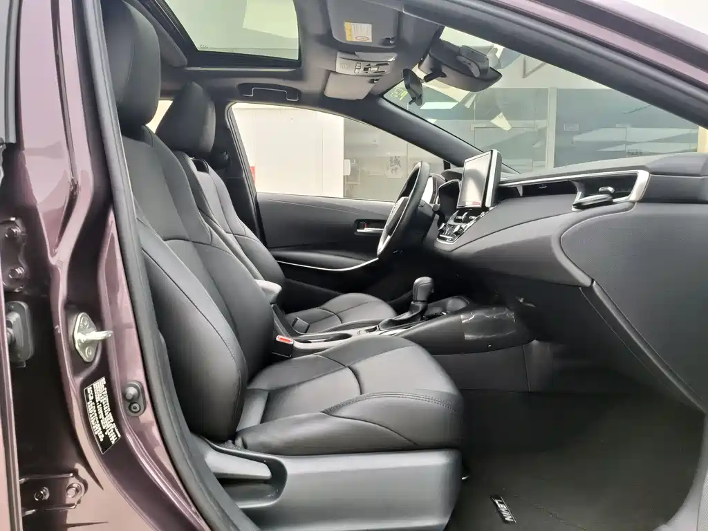 Toyota Corolla Levin 2019 1.8H E-CVT Luxury V