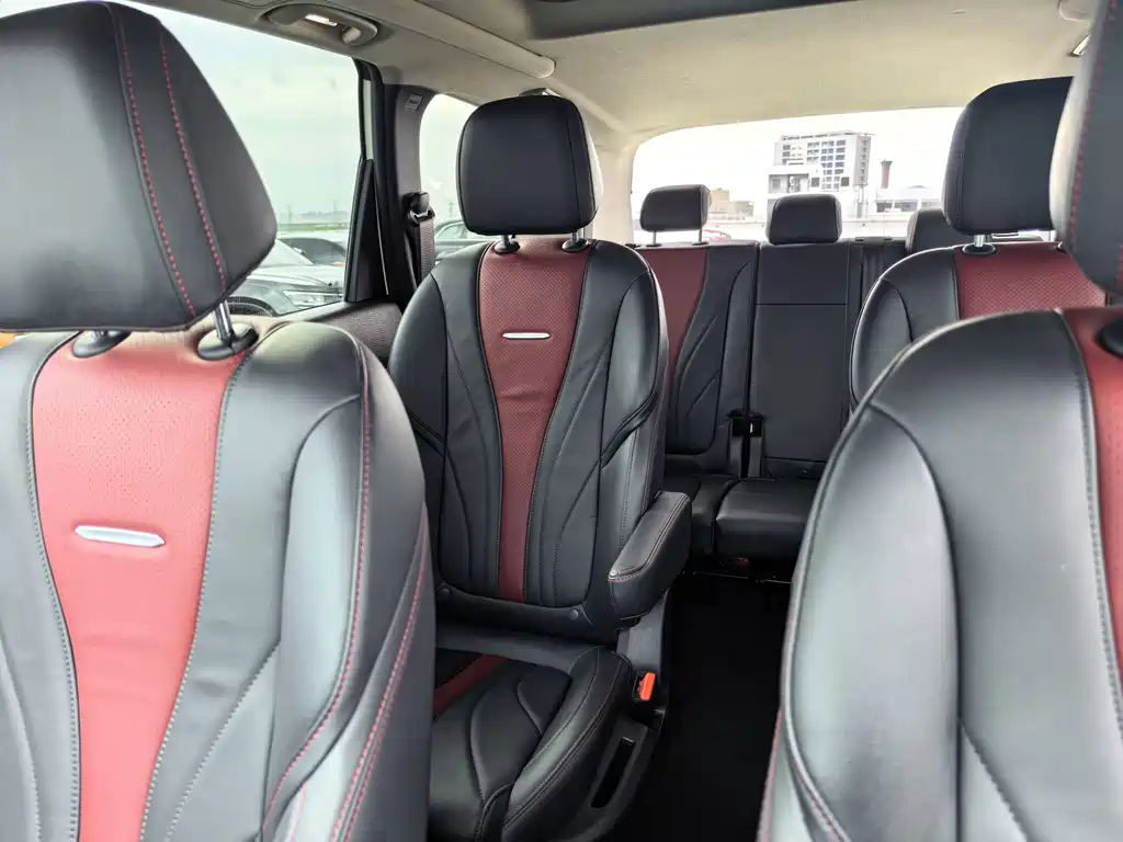 MAXUS Euniq 5 — миниатюра 9