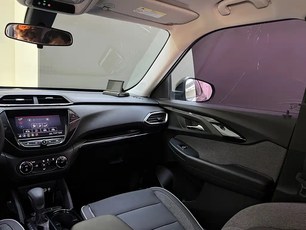 Chevrolet Tracker — миниатюра 11