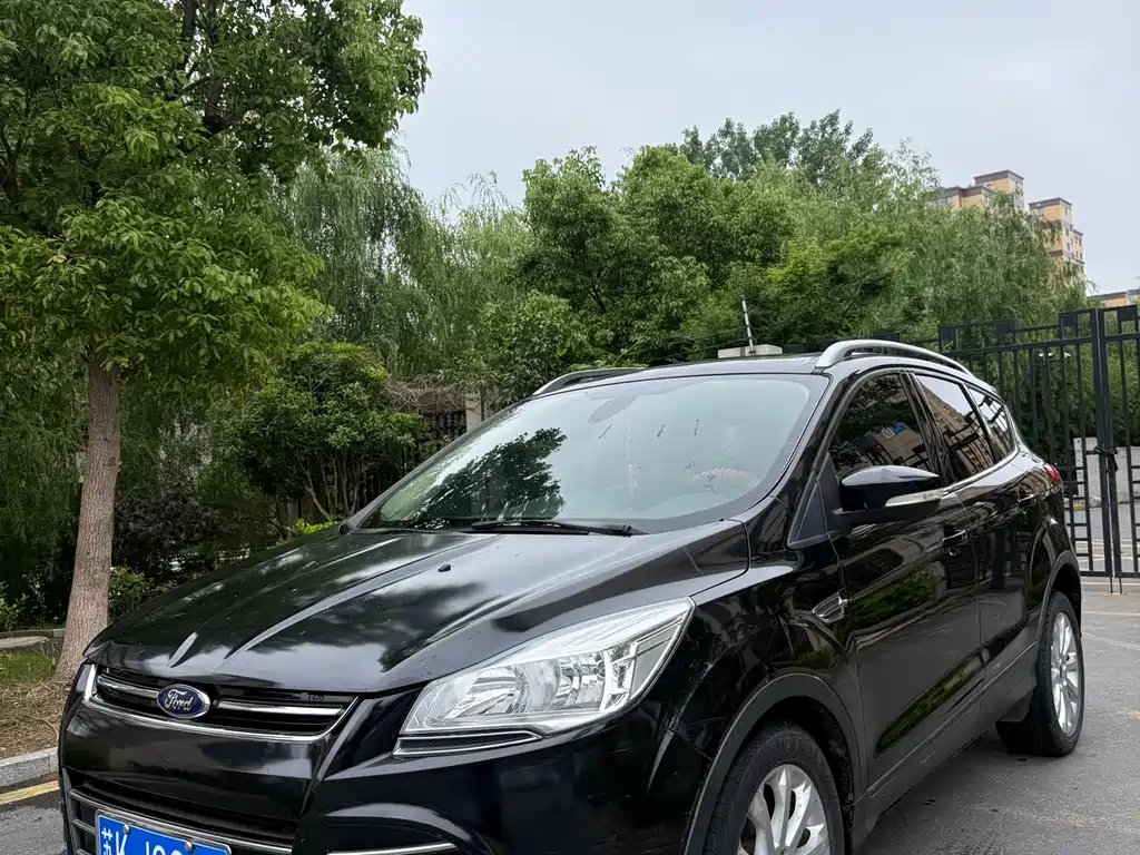 Ford Kuga 2016
