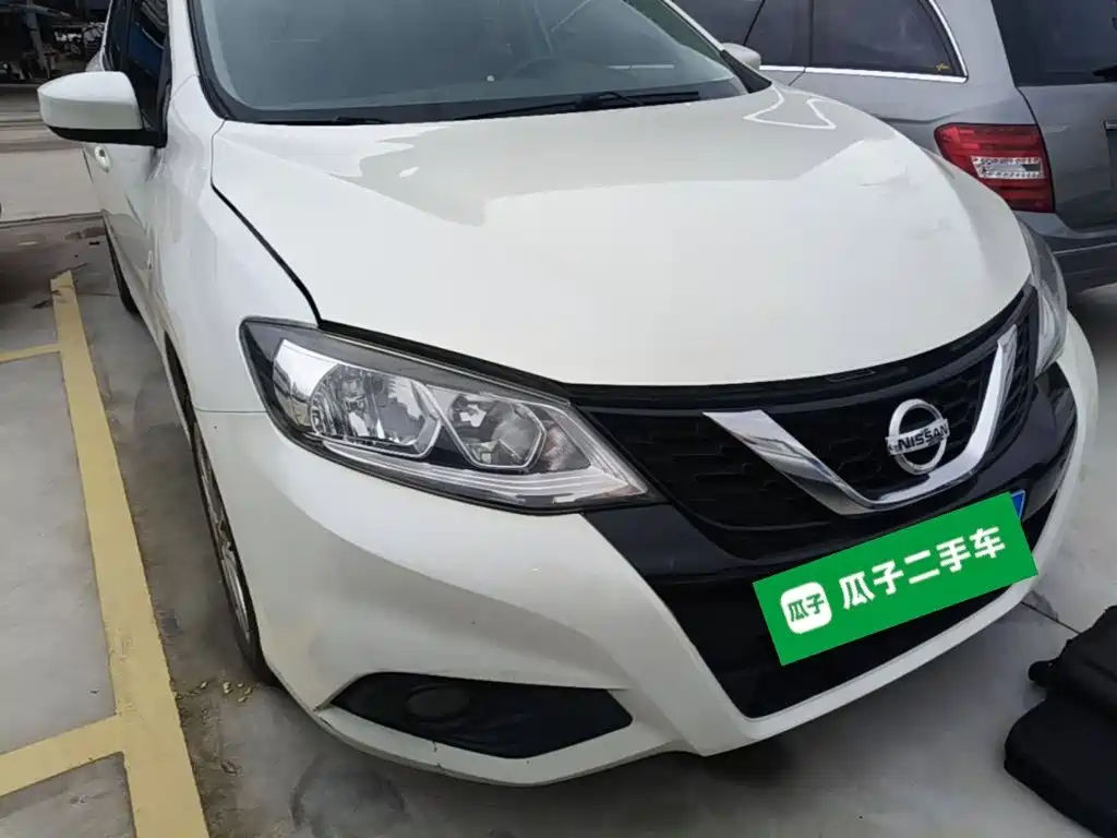 Nissan Tiida — миниатюра 4